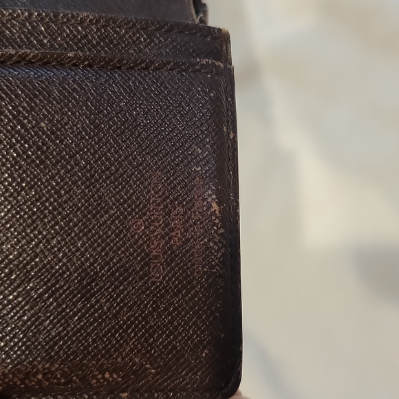‼️CLEARANCE SALE‼️ Authentic Louis Vuitton kisslock wallet in Damier Ebene - Picture 9 of 9